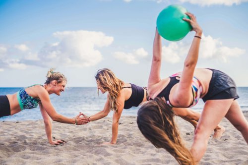 gold-yoga-mykonos-pilates-wellness-massage-fitness-empowerment